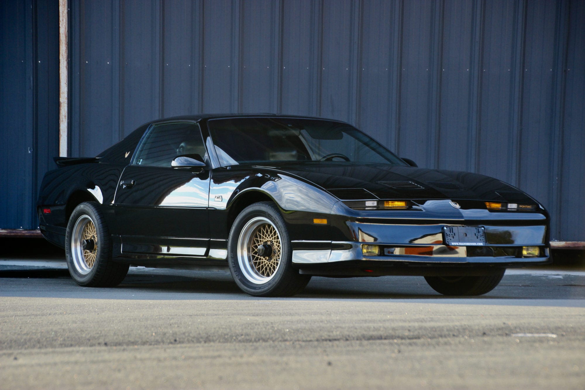 1987 Pontiac Trans Am | Nians Bensin & Service | Classic cars & Trucks i Vaggeryd
