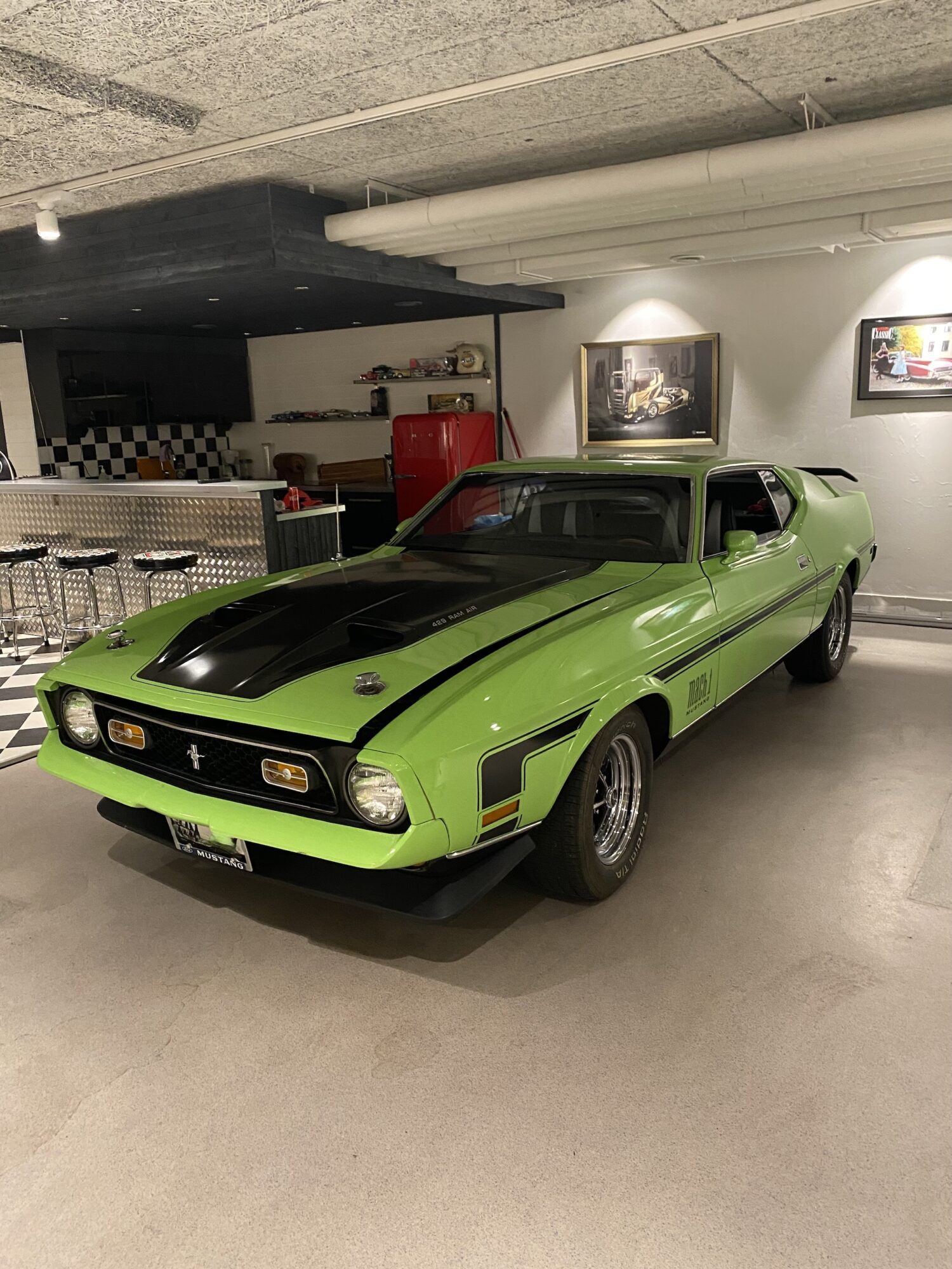 Äkta 429Cobra Jet Ram Air bil
J-Code
Originalkulör Grabber Lime
Aut

695 000kr