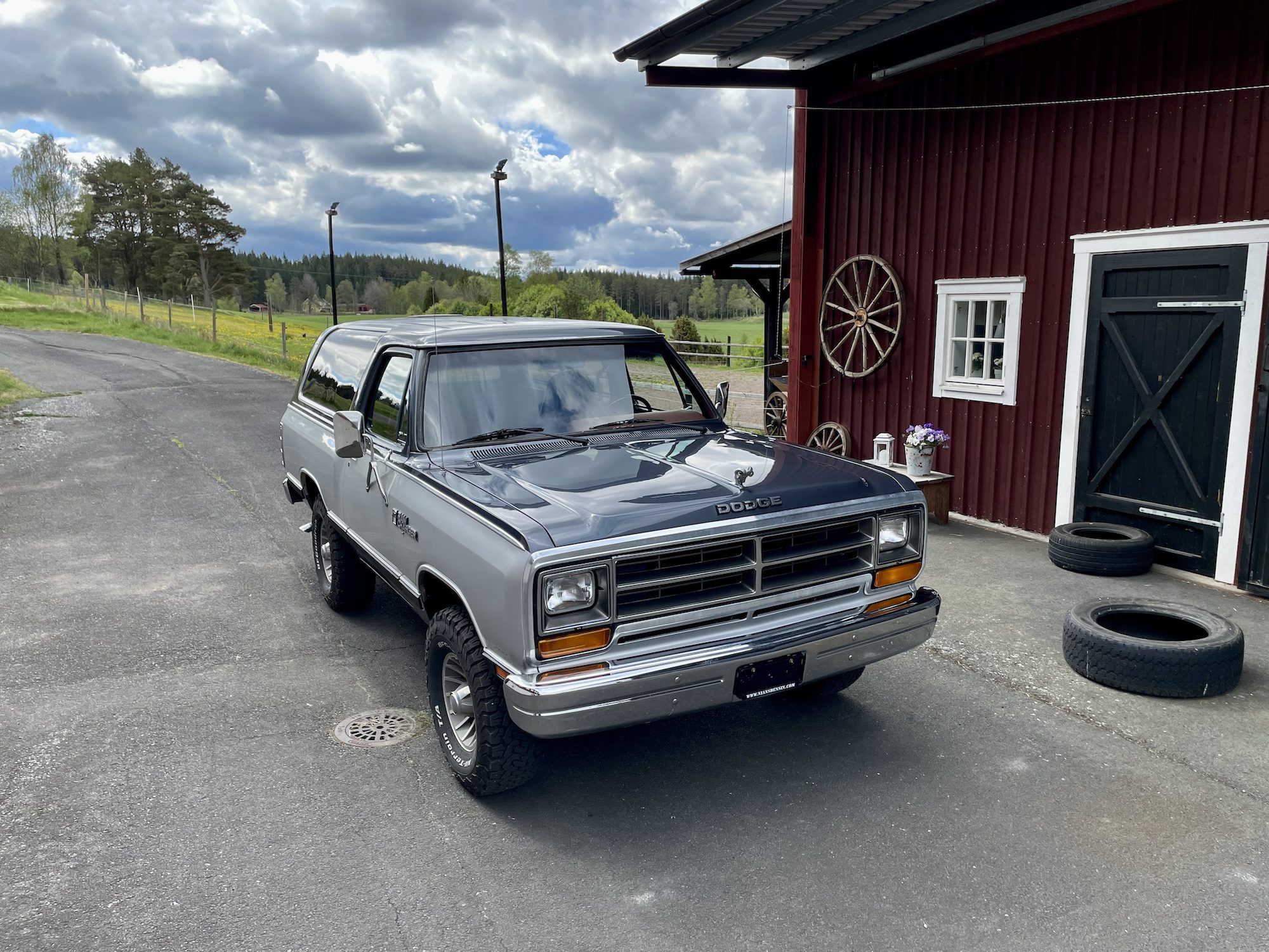 Stenhård RAMCHARGER
Varje Ranch-ägares dröm???
***SÅLD***