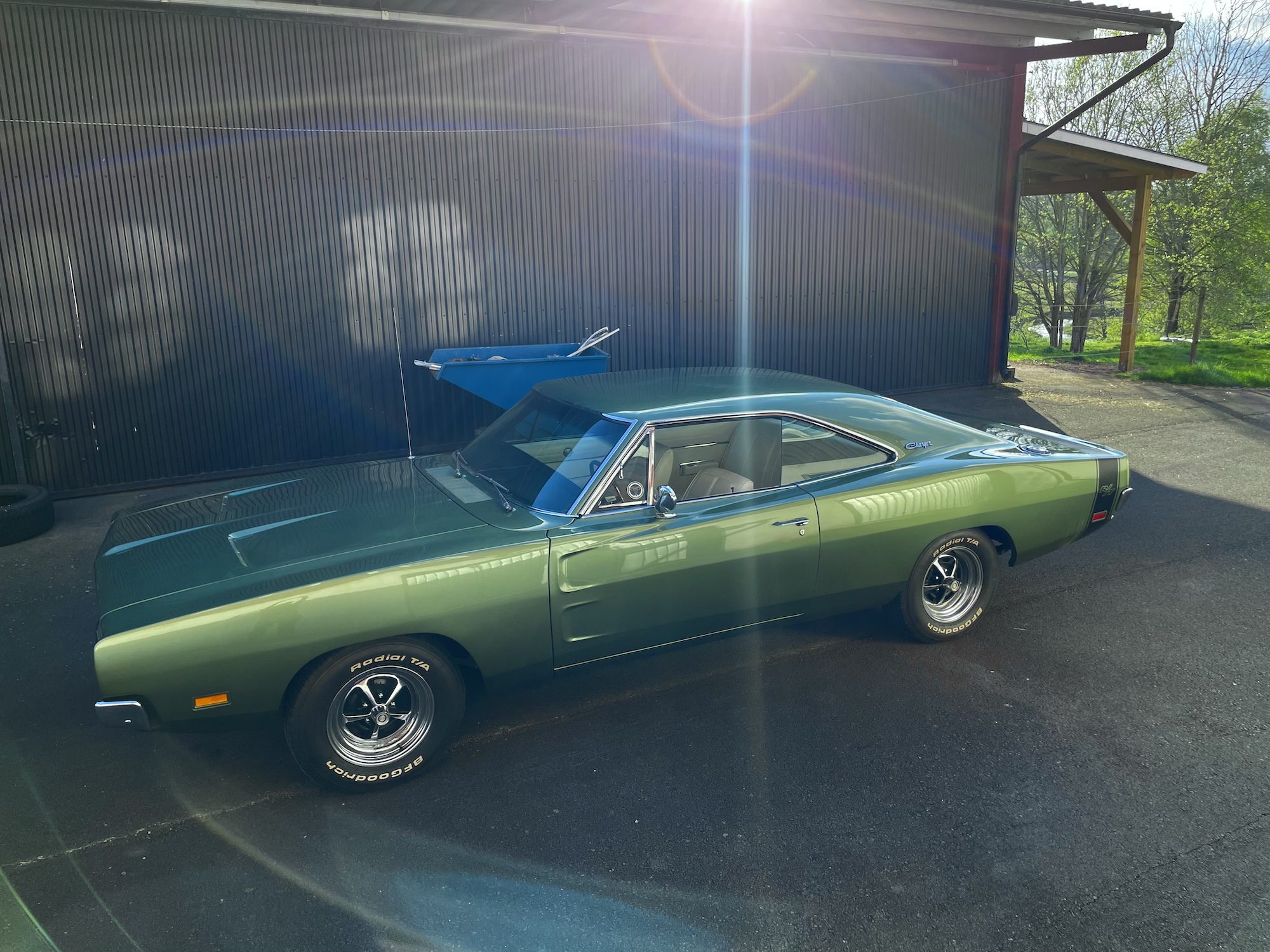 Äkta 440/4-Speed R/T
A33 Track Pack med Dana Axel
Concourse Resto
***RESERVERAD***