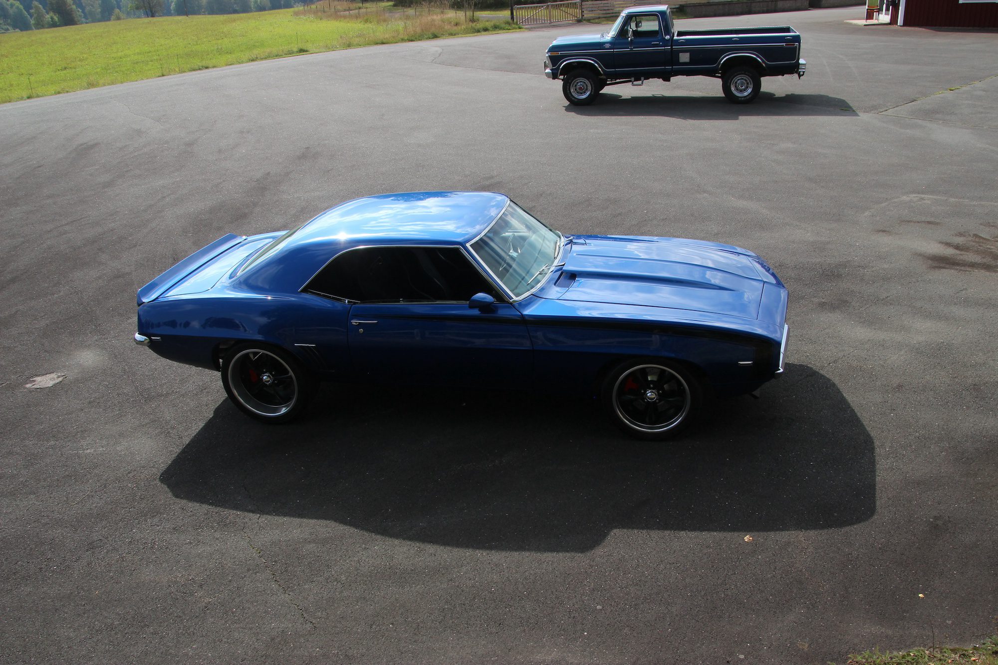 LS3-motor
6-växlad (manuell)
Hydroboost-bromsar

Pris: 895 000kr