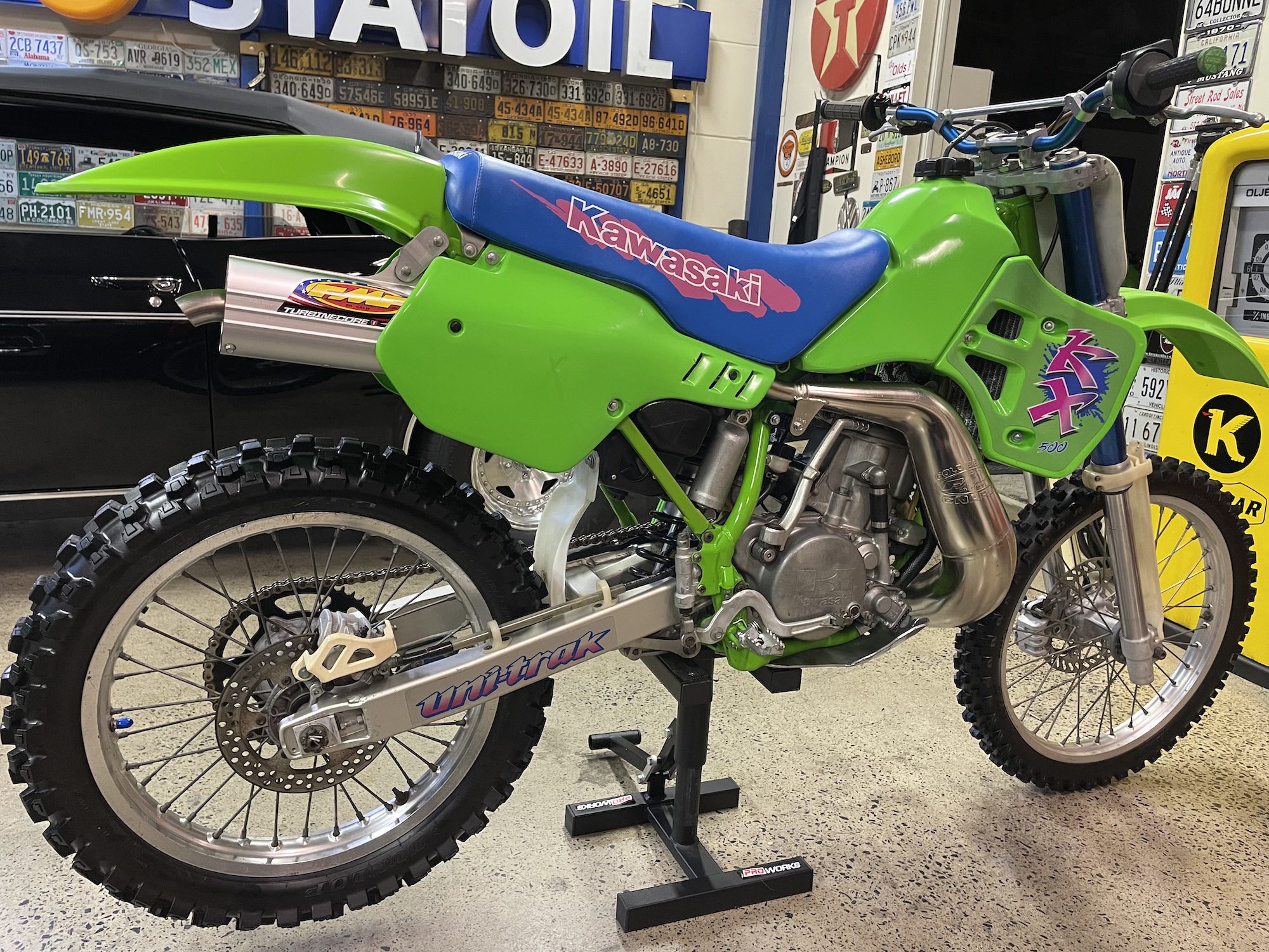 Bland det mest brutala på 2hjul
Inget för nybörjare

Pris 119 000kr